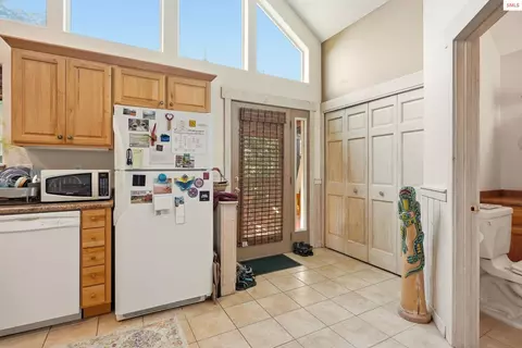 Entry Way - 1601 Main St, Sandpoint, ID 83864 photo 1 of 1