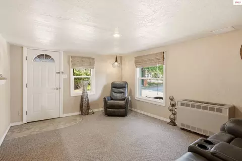 Other - 1601 Main St, Sandpoint, ID 83864 photo 2 of 16