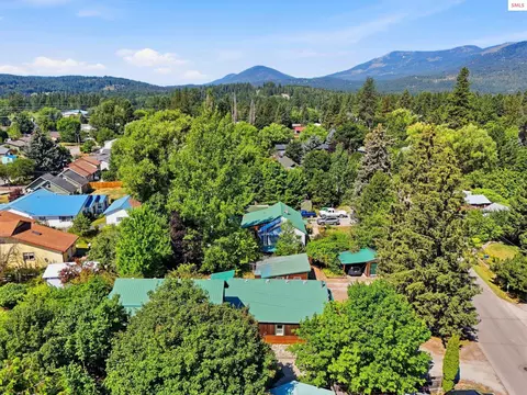 View/Area - 1601 Main St, Sandpoint, ID 83864 photo 5 of 8