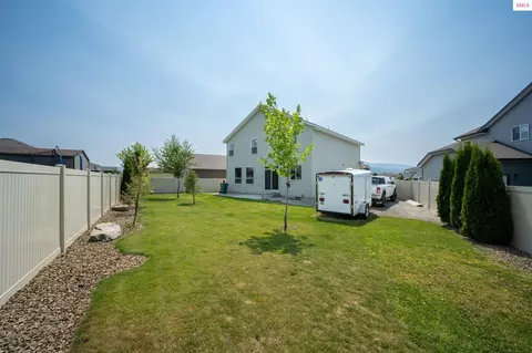 Exterior - 1596 N Minam Loop, Post Falls, ID 83854 photo 8 of 9