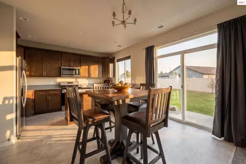 Dining - 1596 N Minam Loop, Post Falls, ID 83854 photo 1 of 3