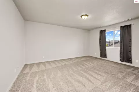 Bedroom - 1596 N Minam Loop, Post Falls, ID 83854 photo 2 of 6