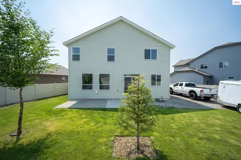 Exterior - 1596 N Minam Loop, Post Falls, ID 83854 photo 2 of 9