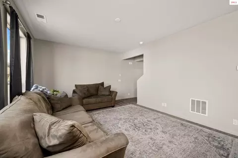 Living - 1596 N Minam Loop, Post Falls, ID 83854 photo 2 of 3