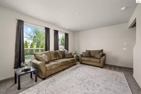 Living - 1596 N Minam Loop, Post Falls, ID 83854 photo 1 of 3