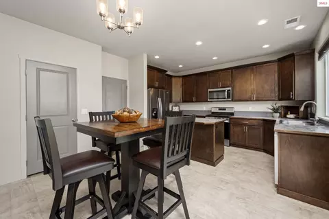 Dining - 1596 N Minam Loop, Post Falls, ID 83854 photo 2 of 3