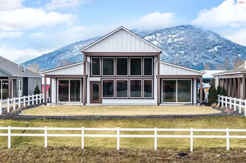 Exterior - 137 Backtrack Rd, Sandpoint, ID 83864 photo 3 of 6