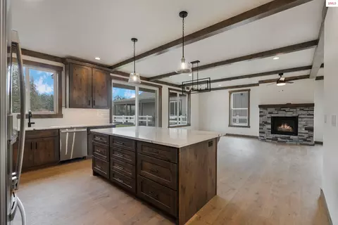 Kitchen - 159 Backtrack Rd, Sandpoint, ID 83864 photo 2 of 2