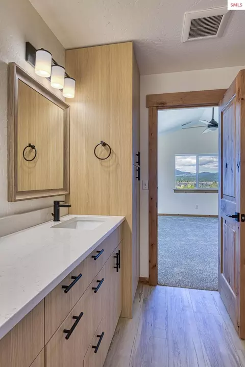 Bath - 3596 N Blaze Loop, Post Falls, ID 83854 photo 1 of 4