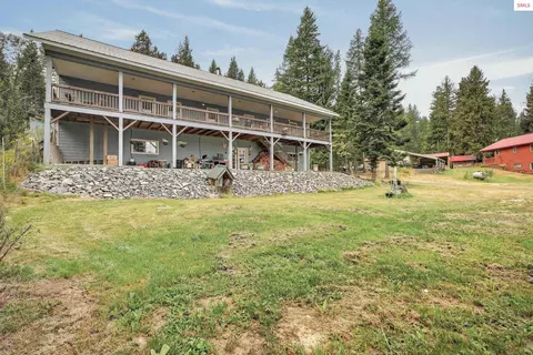 Exterior - 403 Fall Crk, Naples, ID 83847 photo 15 of 20