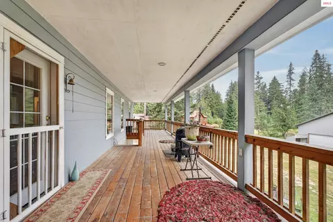 Exterior - 403 Fall Crk, Naples, ID 83847 photo 9 of 20