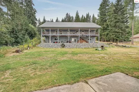 Exterior - 403 Fall Crk, Naples, ID 83847 photo 14 of 20