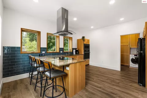 Kitchen - 905 Pine St, Sandpoint, ID 83864 photo 1 of 6