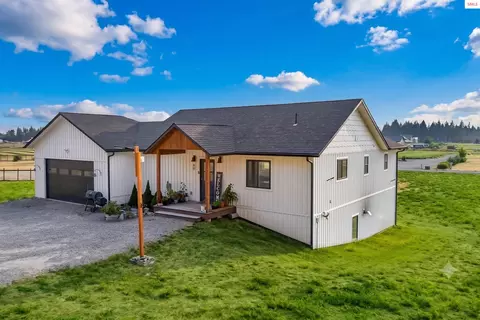 60 Elyon Ln, Bonners Ferry, ID 83805