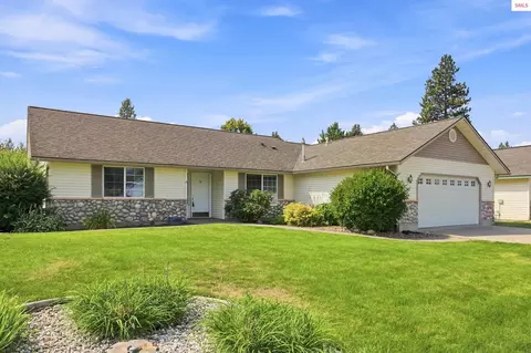 Exterior - 560 E Bunker Ave, Post Falls, ID 83854 photo 2 of 8