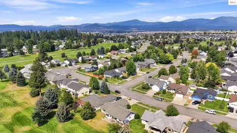 View/Area - 560 E Bunker Ave, Post Falls, ID 83854 photo 6 of 9