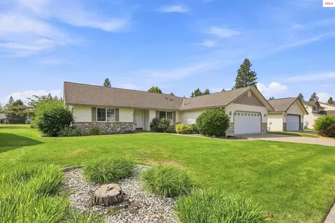 Exterior - 560 E Bunker Ave, Post Falls, ID 83854 photo 8 of 8