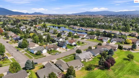 View/Area - 560 E Bunker Ave, Post Falls, ID 83854 photo 8 of 9