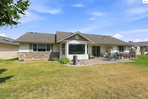 Exterior - 560 E Bunker Ave, Post Falls, ID 83854 photo 6 of 8