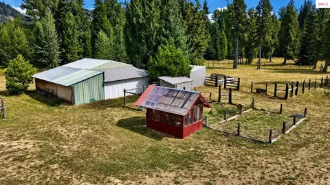 Exterior - 265 Little Thunder Rd, Sandpoint, ID 83864 photo 9 of 21
