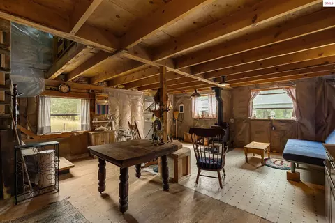 Other - 1015 Dusty Ln, Naples, ID 83847 photo 2 of 14