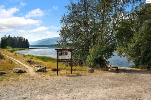 Exterior - 1015 Dusty Ln, Naples, ID 83847 photo 14 of 14