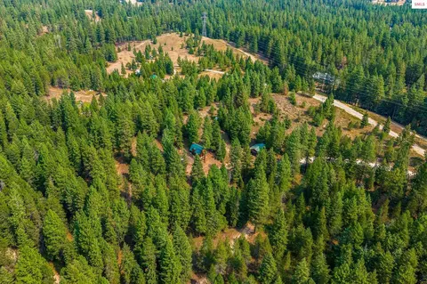 Other - 1015 Dusty Ln, Naples, ID 83847 photo 11 of 14