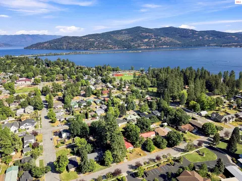 View/Area - 521 S Olive St, Sandpoint, ID 83864 photo 6 of 12