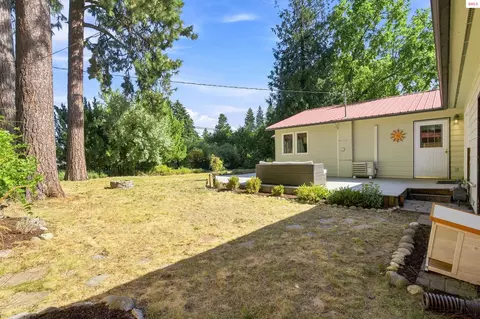 Exterior - 521 S Olive St, Sandpoint, ID 83864 photo 11 of 14