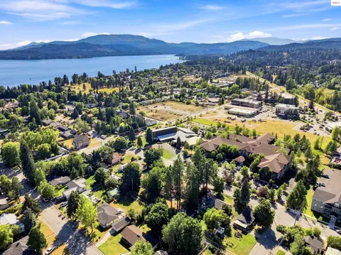View/Area - 521 S Olive St, Sandpoint, ID 83864 photo 7 of 12