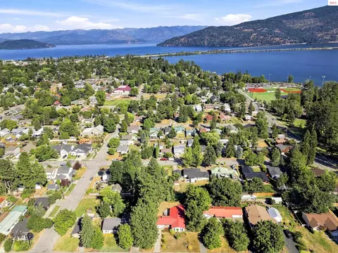 View/Area - 521 S Olive St, Sandpoint, ID 83864 photo 4 of 12