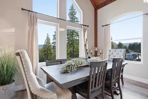 Dining - 101 Spring View Ln, Sagle, ID 83860 photo 3 of 3