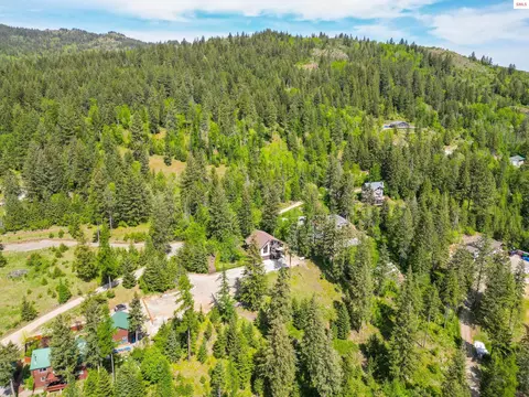 View/Area - 101 Spring View Ln, Sagle, ID 83860 photo 3 of 8