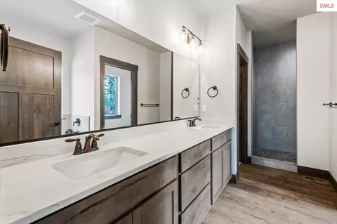 Bath - L2b8 N Eclipse Road, Rathdrum, ID 83858 photo 1 of 2