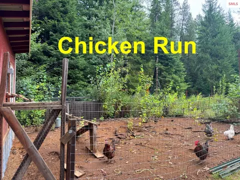 Exterior - 633 Old Mill Rd, Sandpoint, ID 83864 photo 7 of 18