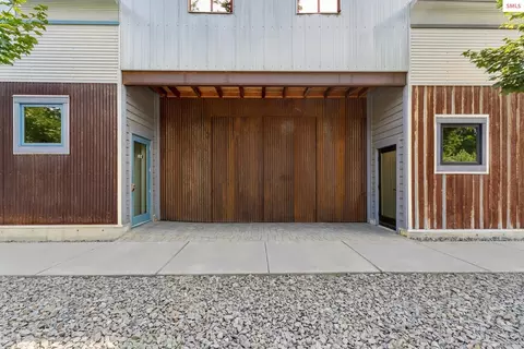Exterior - 815 Pine, Sandpoint, ID 83864 photo 3 of 21