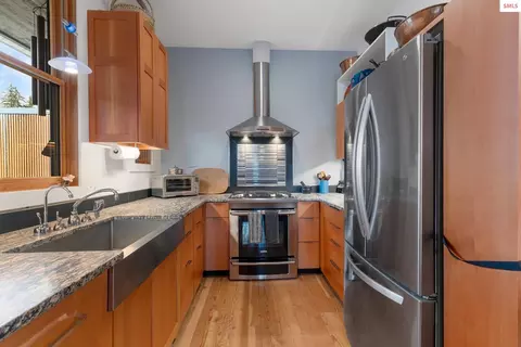 Kitchen - 815 Pine, Sandpoint, ID 83864 photo 2 of 3