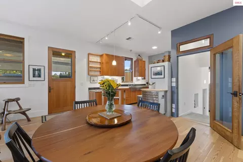 Dining - 815 Pine, Sandpoint, ID 83864 photo 3 of 4