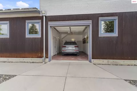 Exterior - 815 Pine, Sandpoint, ID 83864 photo 5 of 21