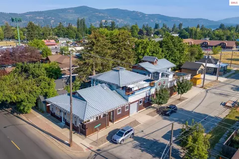 View/Area - 815 Pine, Sandpoint, ID 83864 photo 3 of 5