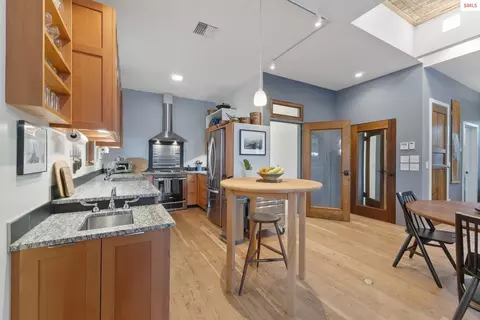 Kitchen - 815 Pine, Sandpoint, ID 83864 photo 1 of 3