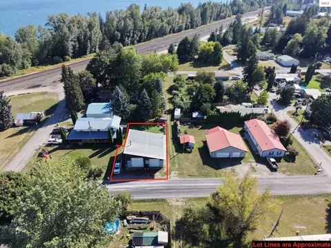 View/Area - 258 3rd St, Ponderay, ID 83852 photo 2 of 11