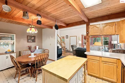 Kitchen - 345 Tamarack, Sagle, ID 83860 photo 2 of 2