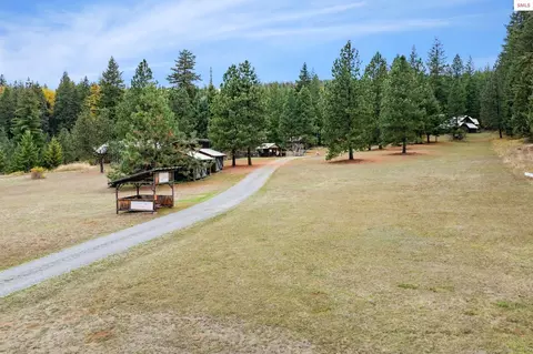 Exterior - 6162 Eureka Rd, Sagle, ID 83860 photo 24 of 27