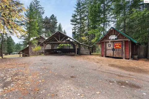 Exterior - 6162 Eureka Rd, Sagle, ID 83860 photo 8 of 27