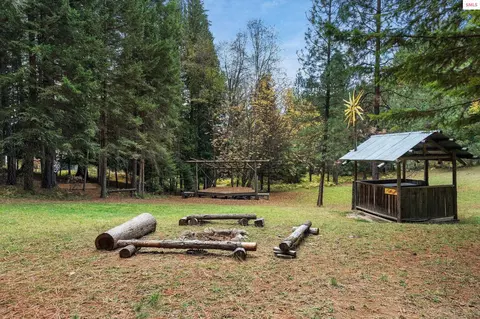 Exterior - 6162 Eureka Rd, Sagle, ID 83860 photo 20 of 27