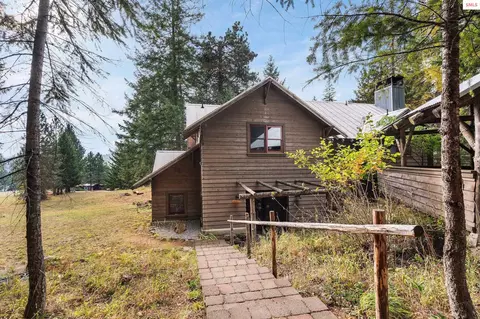 Exterior - 6162 Eureka Rd, Sagle, ID 83860 photo 2 of 27