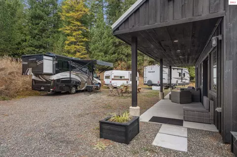 Exterior - 6162 Eureka Rd, Sagle, ID 83860 photo 19 of 27