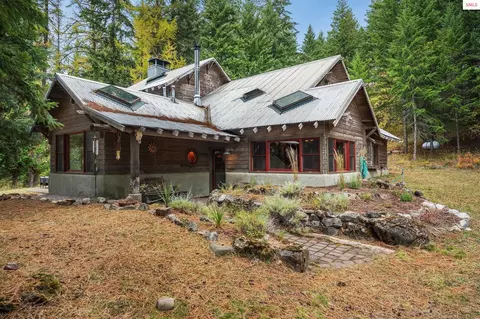 Exterior - 6162 Eureka Rd, Sagle, ID 83860 photo 1 of 27
