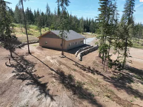 Exterior - 379 Moonfire Rd, Sandpoint, ID 83864 photo 6 of 7